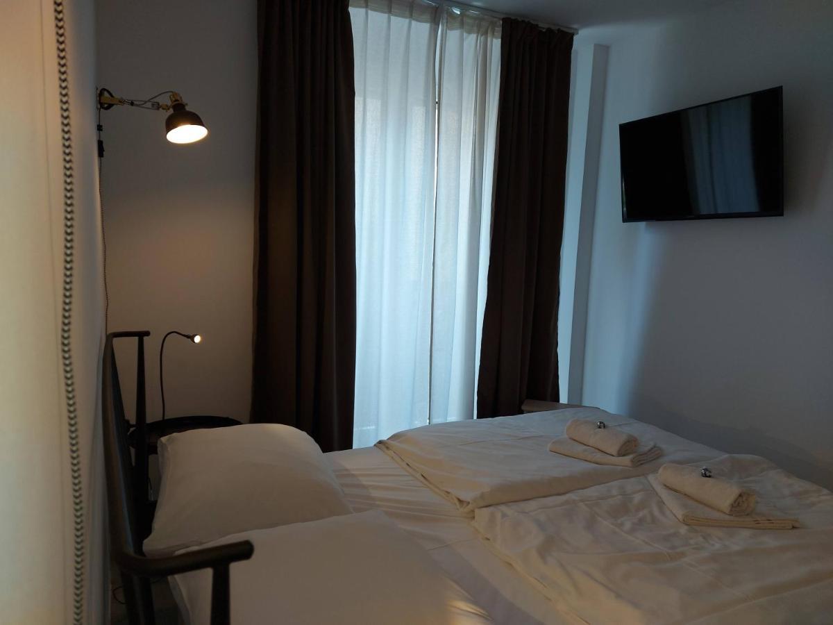 Bed & Breakfast Mozaik Ljubljana Buitenkant foto